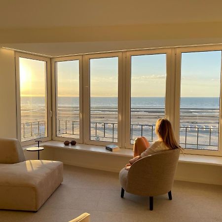 Zeedijk Oostduinkerke Frontaal Zeezicht - Volledig Gerenoveerd 2022! Apartment ภายนอก รูปภาพ
