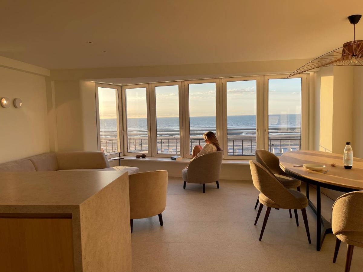 Zeedijk Oostduinkerke Frontaal Zeezicht - Volledig Gerenoveerd 2022! Apartment ภายนอก รูปภาพ